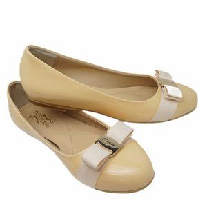 NWOT Salvatore Ferragamo nude ballet flats